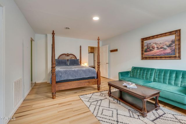 122 South Church Street, 1, Rogersville, TN 37857