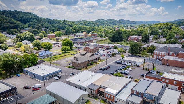 122 South Church Street, 1, Rogersville, TN 37857