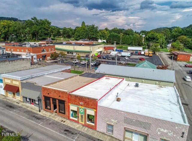 122 South Church Street, 1, Rogersville, TN 37857