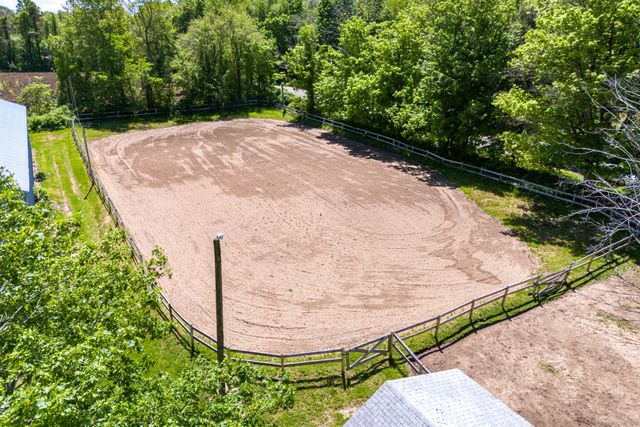 402 Perrin Road, Woodstock, CT 06281