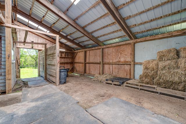 402 Perrin Road, Woodstock, CT 06281