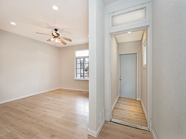 828 Frank, Mckees Rocks, PA 15136