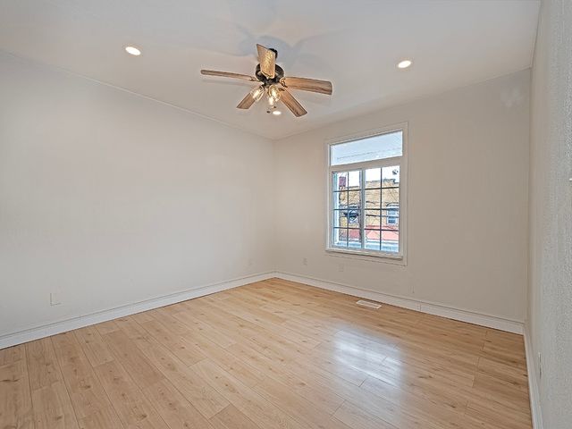 828 Frank, Mckees Rocks, PA 15136