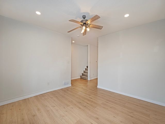 828 Frank, Mckees Rocks, PA 15136