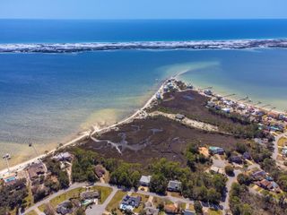 Lot 1 Wynnehaven Beach Road, Mary Esther, FL 32569