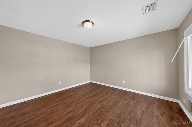 3099 Niagara Street, Cincinnati, OH 45251