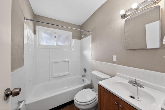 3099 Niagara Street, Cincinnati, OH 45251