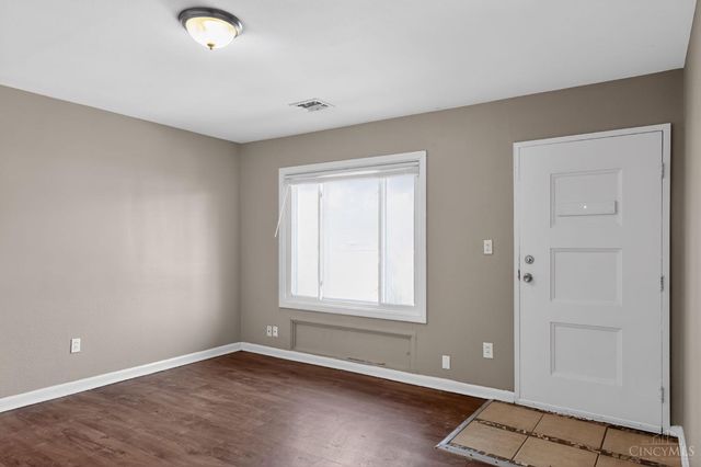 3099 Niagara Street, Cincinnati, OH 45251