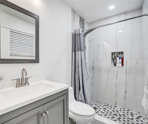 217 SE 5th Street, Dania Beach, FL 33004
