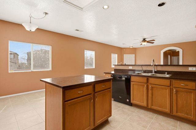 1000 Maroa Street NW, Albuquerque, NM 87120