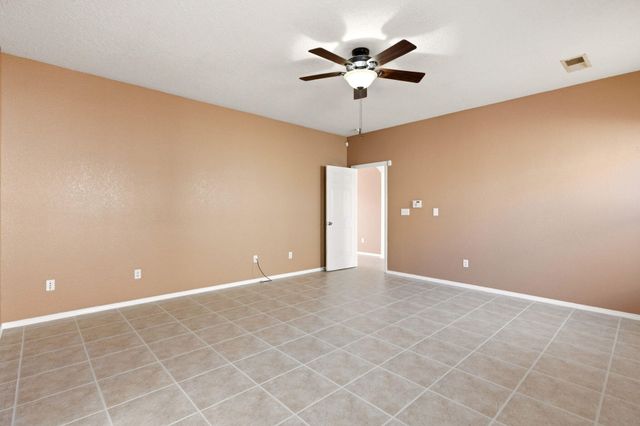 1000 Maroa Street NW, Albuquerque, NM 87120