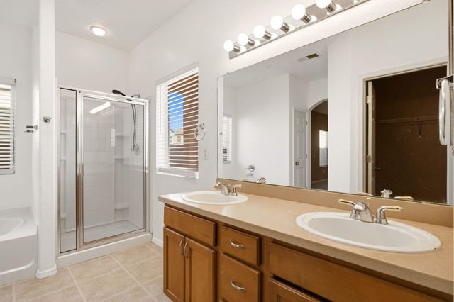 1000 Maroa Street NW, Albuquerque, NM 87120