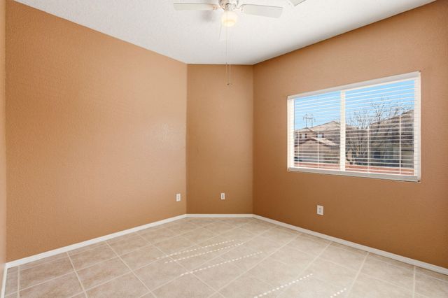 1000 Maroa Street NW, Albuquerque, NM 87120