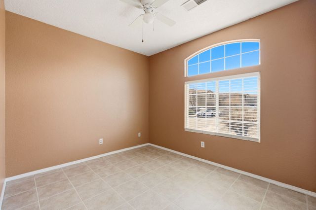 1000 Maroa Street NW, Albuquerque, NM 87120