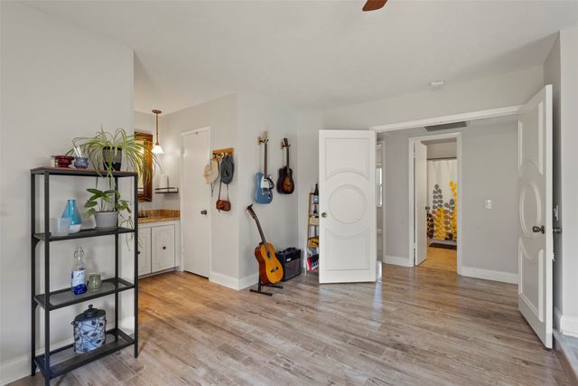 1302 Hillsdale Drive, Richardson, TX 75081