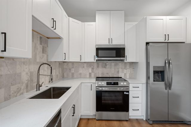 1408 Enid Street B, Houston, TX 77009