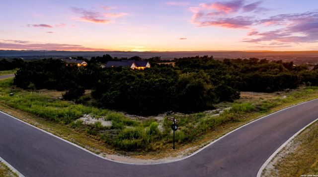 654 TRAVIS FOREST DR, Bulverde, TX 78163
