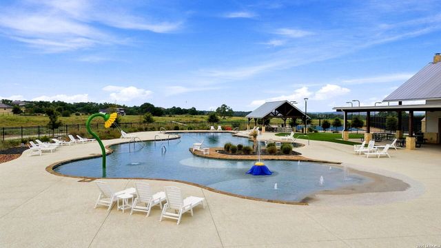 654 TRAVIS FOREST DR, Bulverde, TX 78163