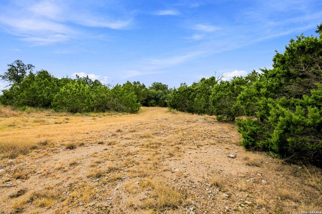 654 TRAVIS FOREST DR, Bulverde, TX 78163