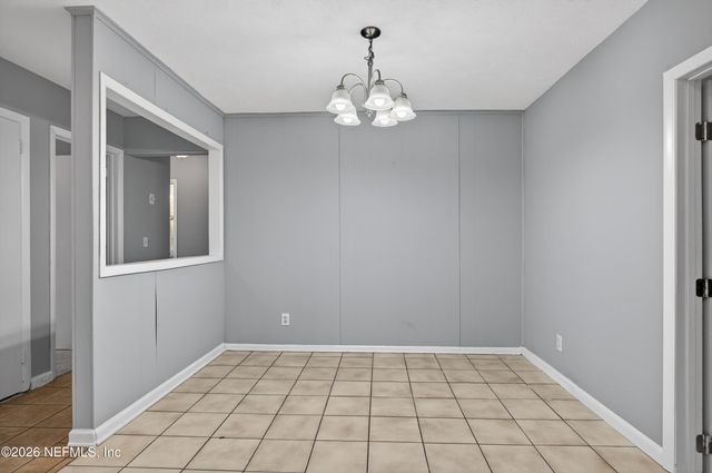 7815 JAGUAR Drive, Jacksonville, FL 32244