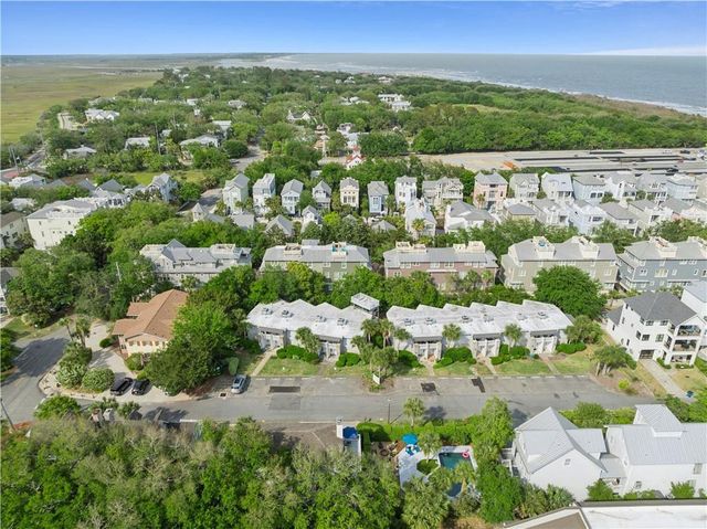 225 Olive Way, St. Simons Island, GA 31522