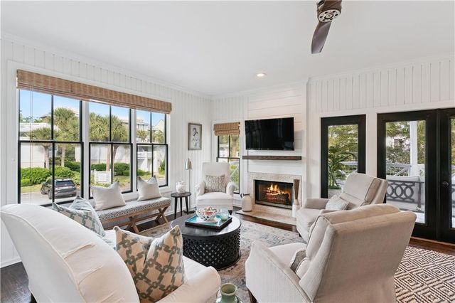 225 Olive Way, St. Simons Island, GA 31522