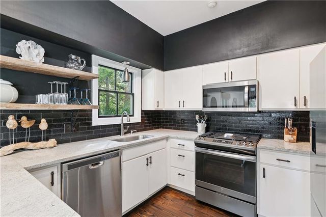 225 Olive Way, St. Simons Island, GA 31522