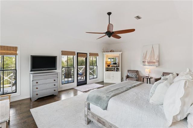 225 Olive Way, St. Simons Island, GA 31522