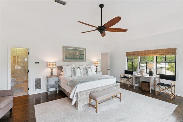 225 Olive Way, St. Simons Island, GA 31522