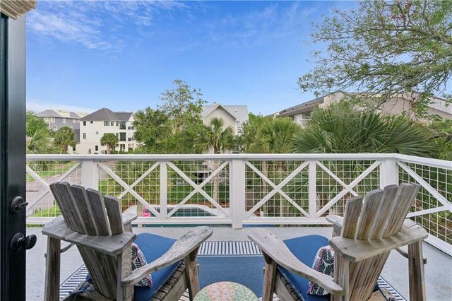 225 Olive Way, St. Simons Island, GA 31522