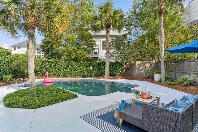 225 Olive Way, St. Simons Island, GA 31522