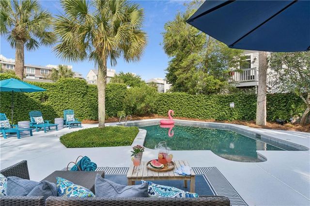225 Olive Way, St. Simons Island, GA 31522
