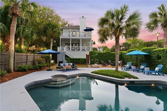 225 Olive Way, St. Simons Island, GA 31522