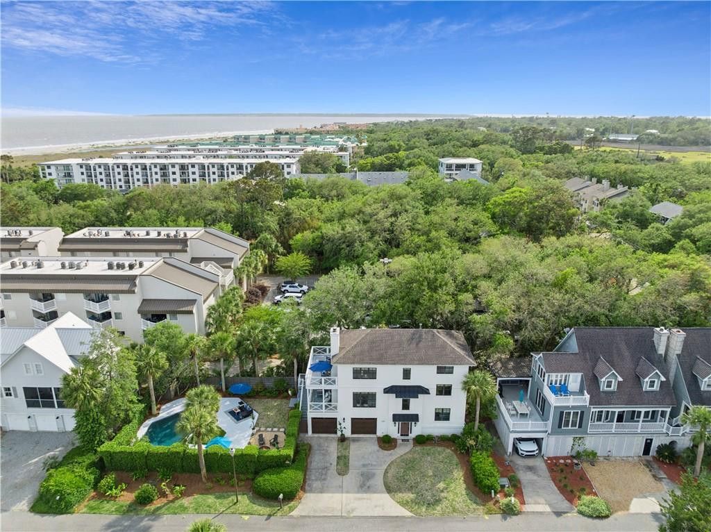 225 Olive Way, St. Simons Island, GA 31522