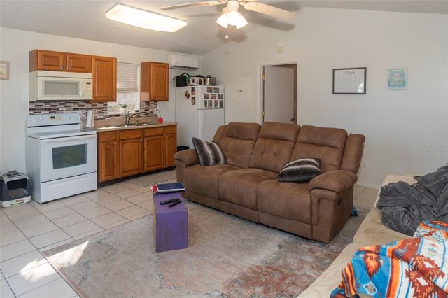 111 AVENIDA DE LA ISLA, Nokomis, FL 34275