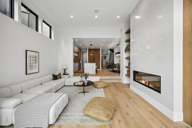 2828 Vallejo Street, Denver, CO 80211
