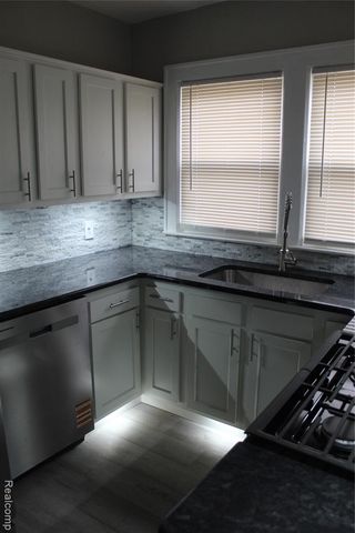 16260 Appoline Street, Detroit, MI 48235