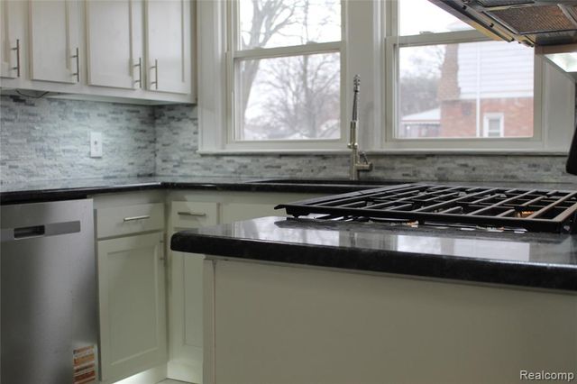 16260 Appoline Street, Detroit, MI 48235