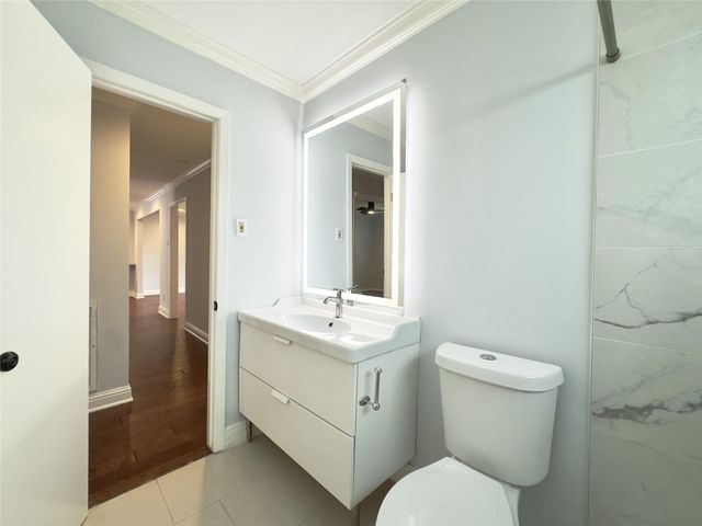 1415 Mapleton Drive, Houston, TX 77043