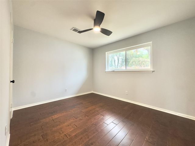 1415 Mapleton Drive, Houston, TX 77043