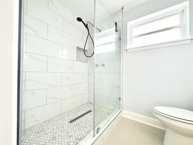 1415 Mapleton Drive, Houston, TX 77043