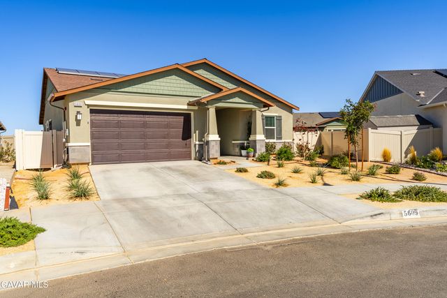 5609 W Ave K-13, Lancaster, CA 93536