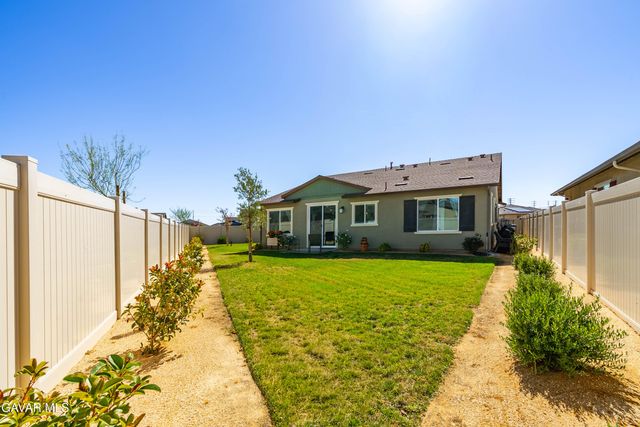 5609 W Ave K-13, Lancaster, CA 93536