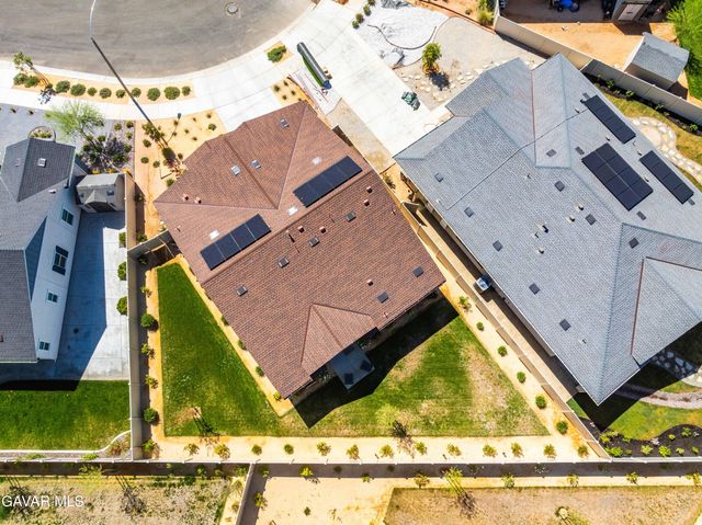 5609 W Ave K-13, Lancaster, CA 93536