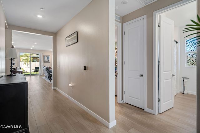 5609 W Ave K-13, Lancaster, CA 93536