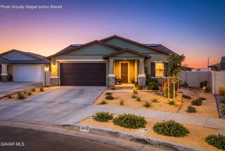 5609 W Ave K-13, Lancaster, CA 93536