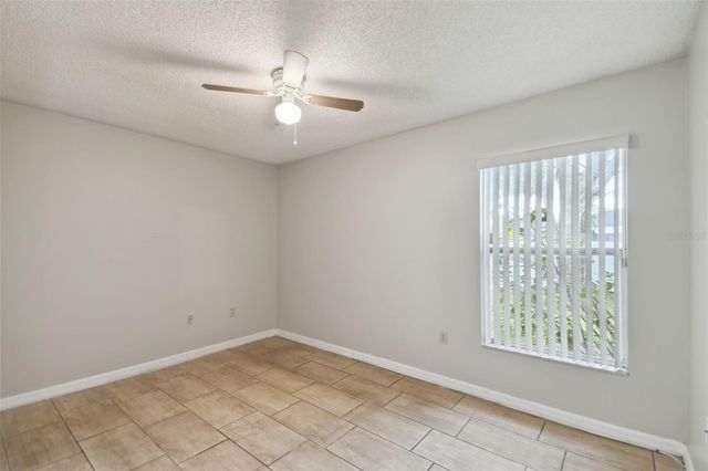 1041 HERON COURT, Kissimmee, FL 34759