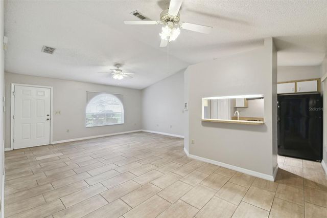 1041 HERON COURT, Kissimmee, FL 34759