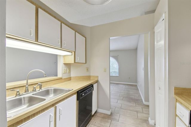 1041 HERON COURT, Kissimmee, FL 34759