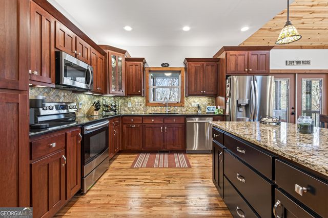 116 Farmette Drive, Cleveland, GA 30528